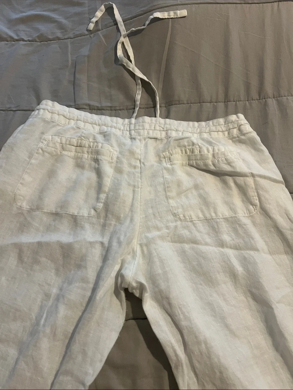 Banana Republic Men’s Linen Drawstring Pants — White